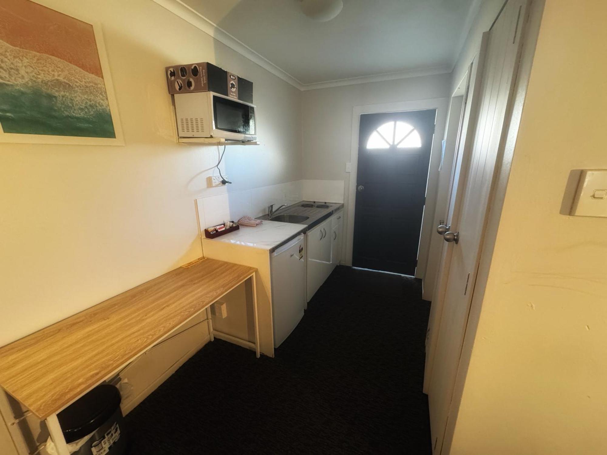 Abbeycourt Motel Lower Hutt Exterior photo