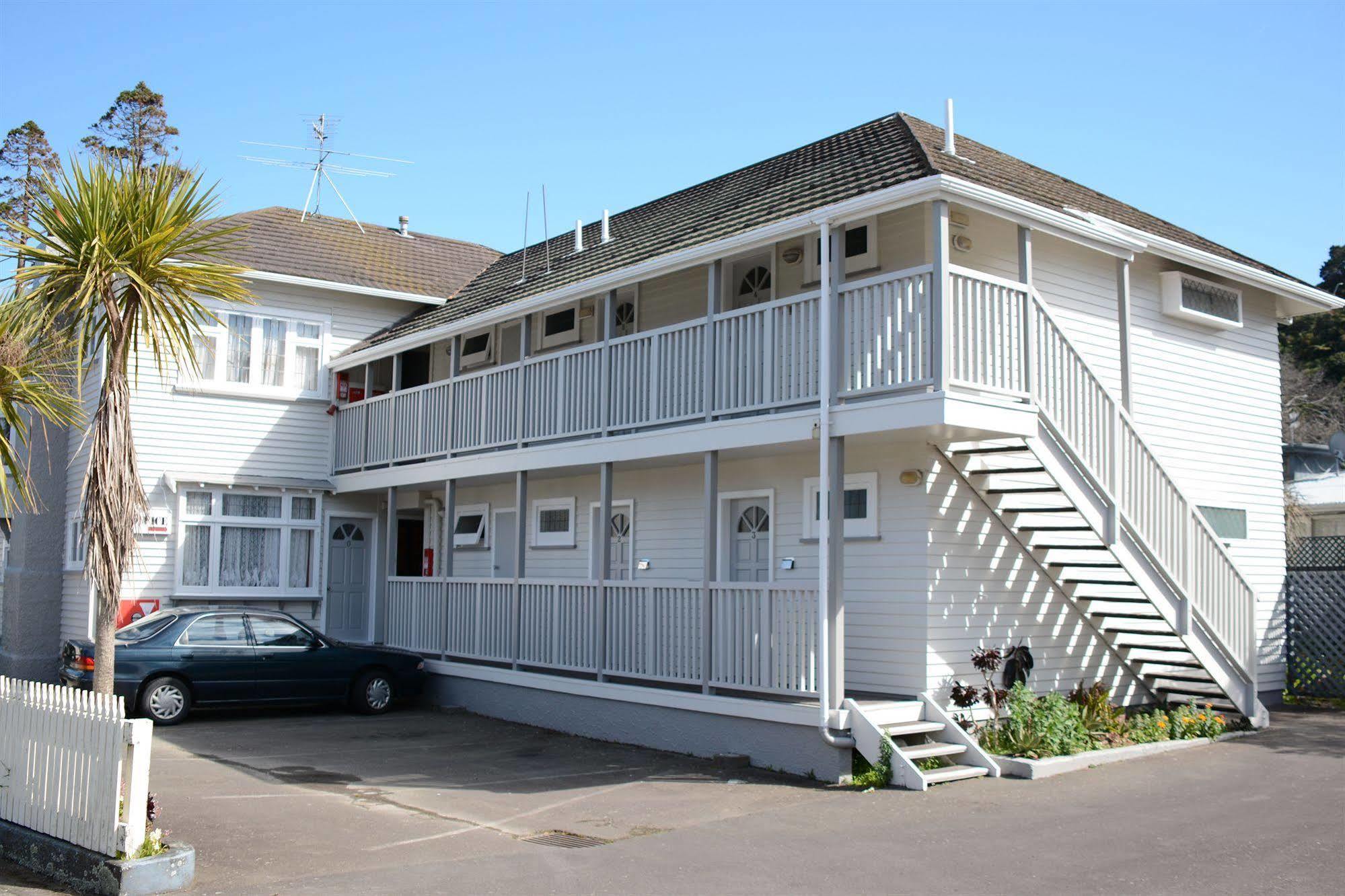 Abbeycourt Motel Lower Hutt Exterior photo
